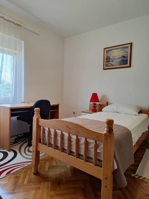 Luna Apartment